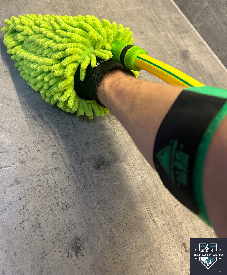 Flow Mitt by Beneath Zero