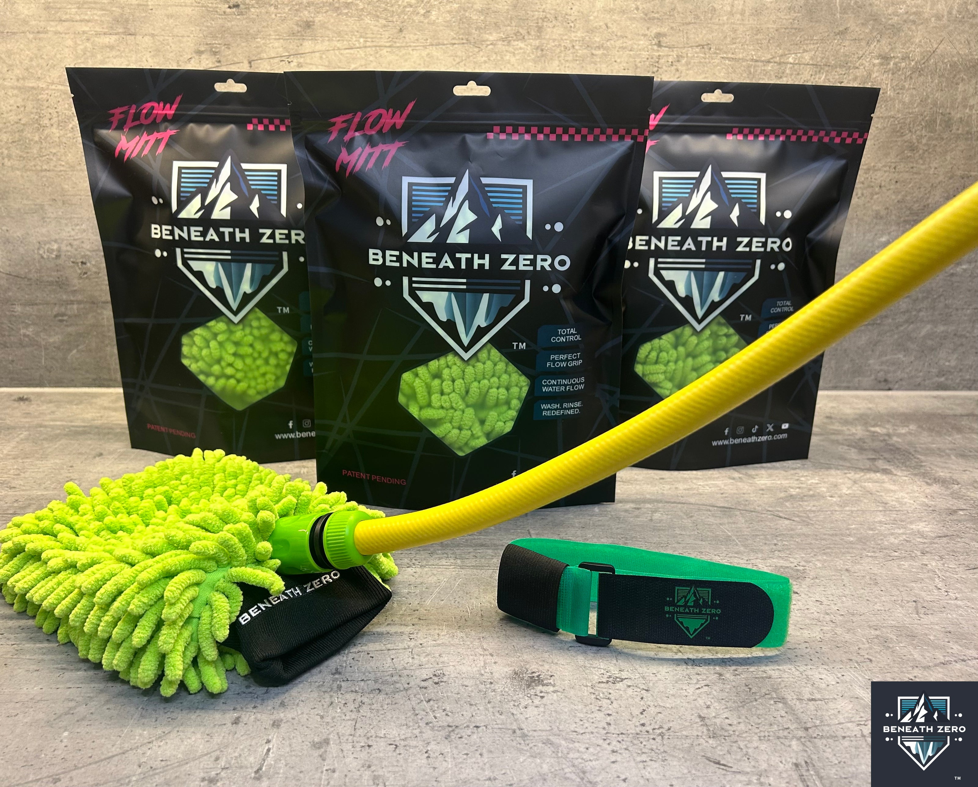 Flow Mitt by Beneath Zero